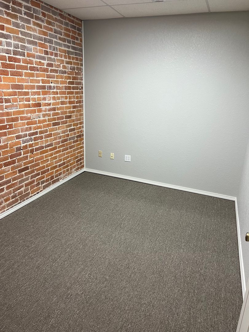 615A Main St.Entire Office, Van Buren, AR 72956