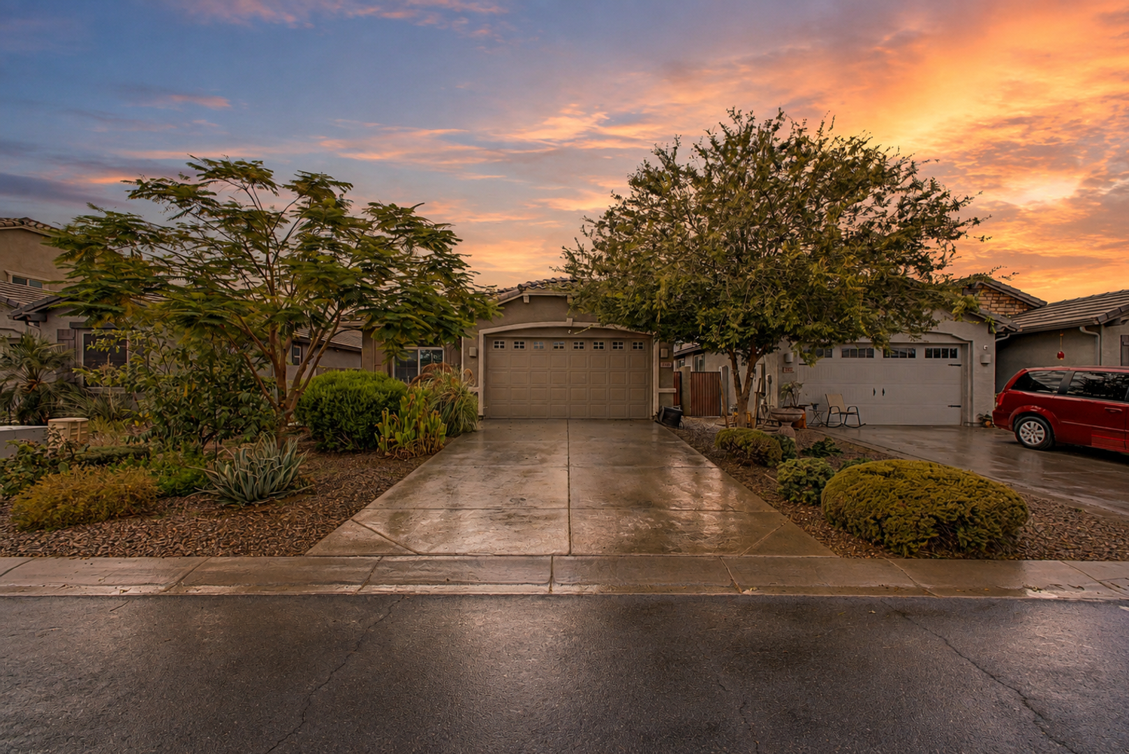 San Tan Valley House: 327 West Tamarack Drive