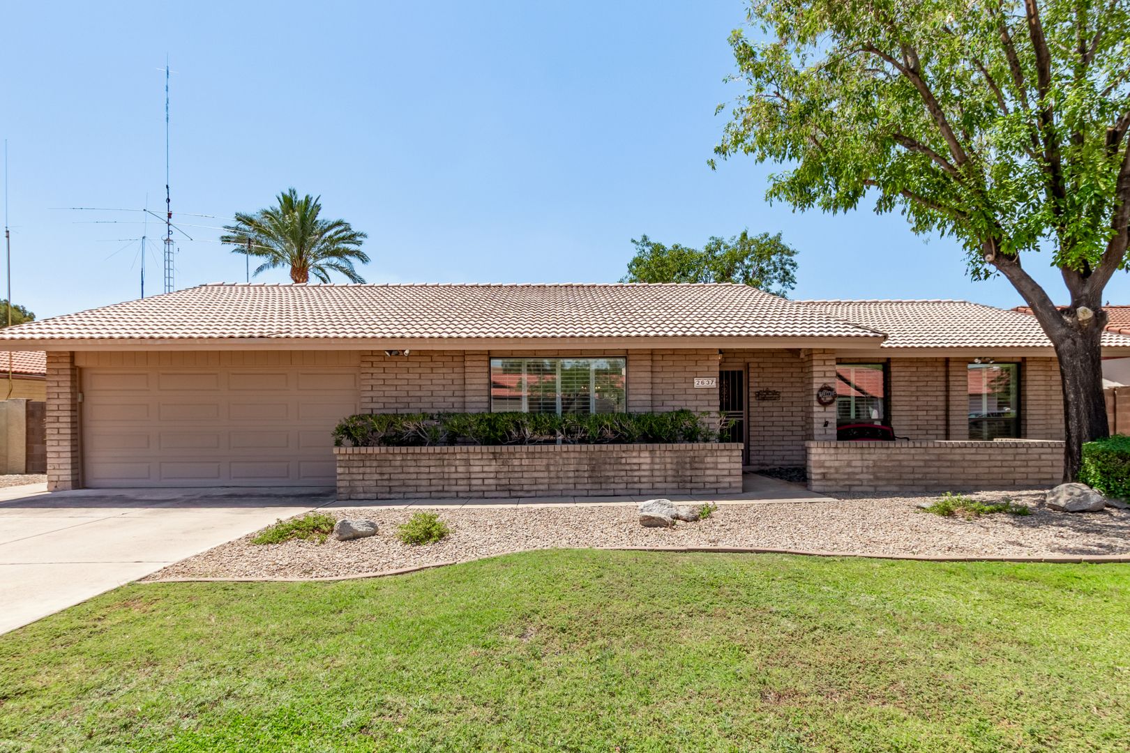 Phoenix House: 2637 East Sierra Street
