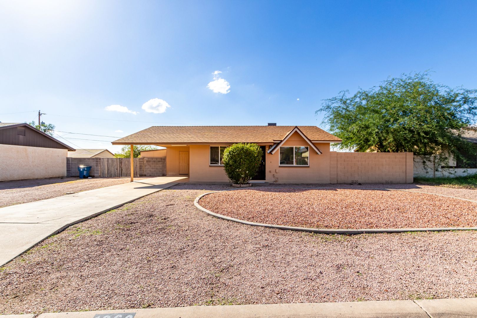 Apache Junction House: 1862 South Buena Vista Drive