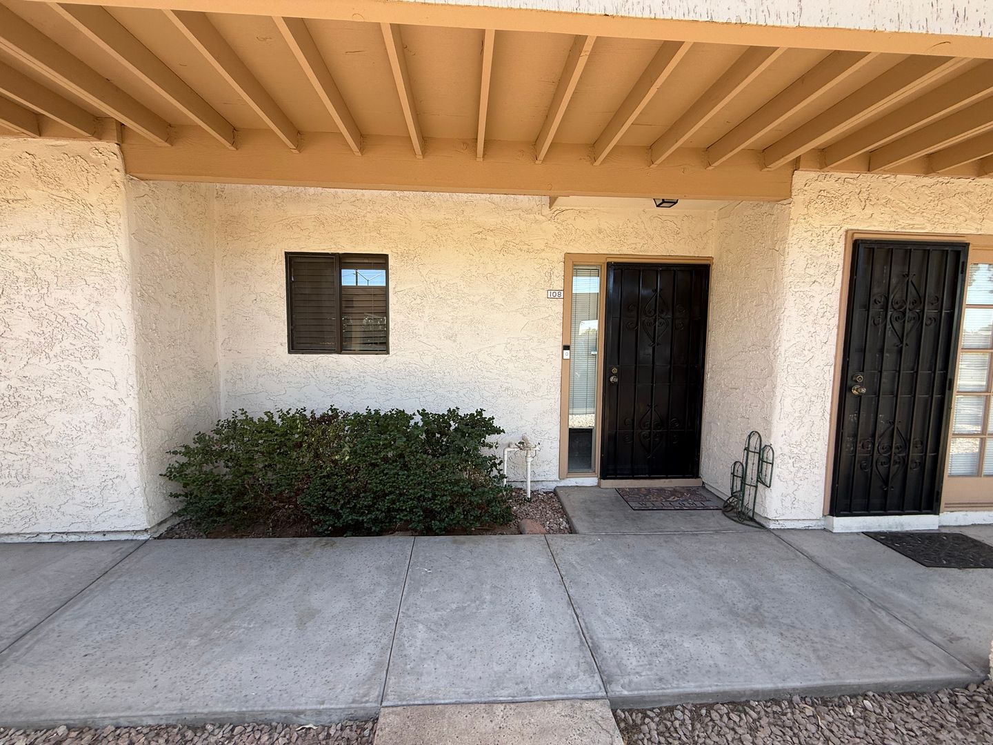 Mesa House: 709 S POWER RD 108