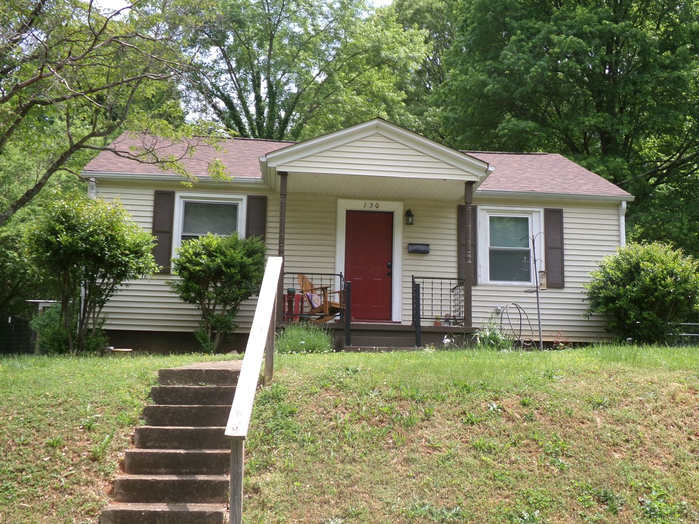 Winston-Salem House: 130 Edgewood Cir.