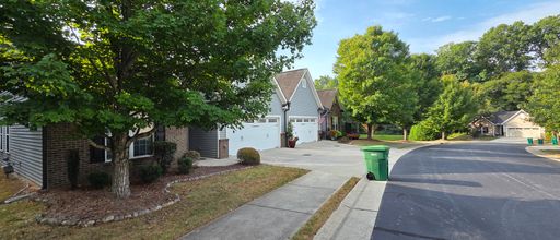 One level Lewisville living at its best – photo 1