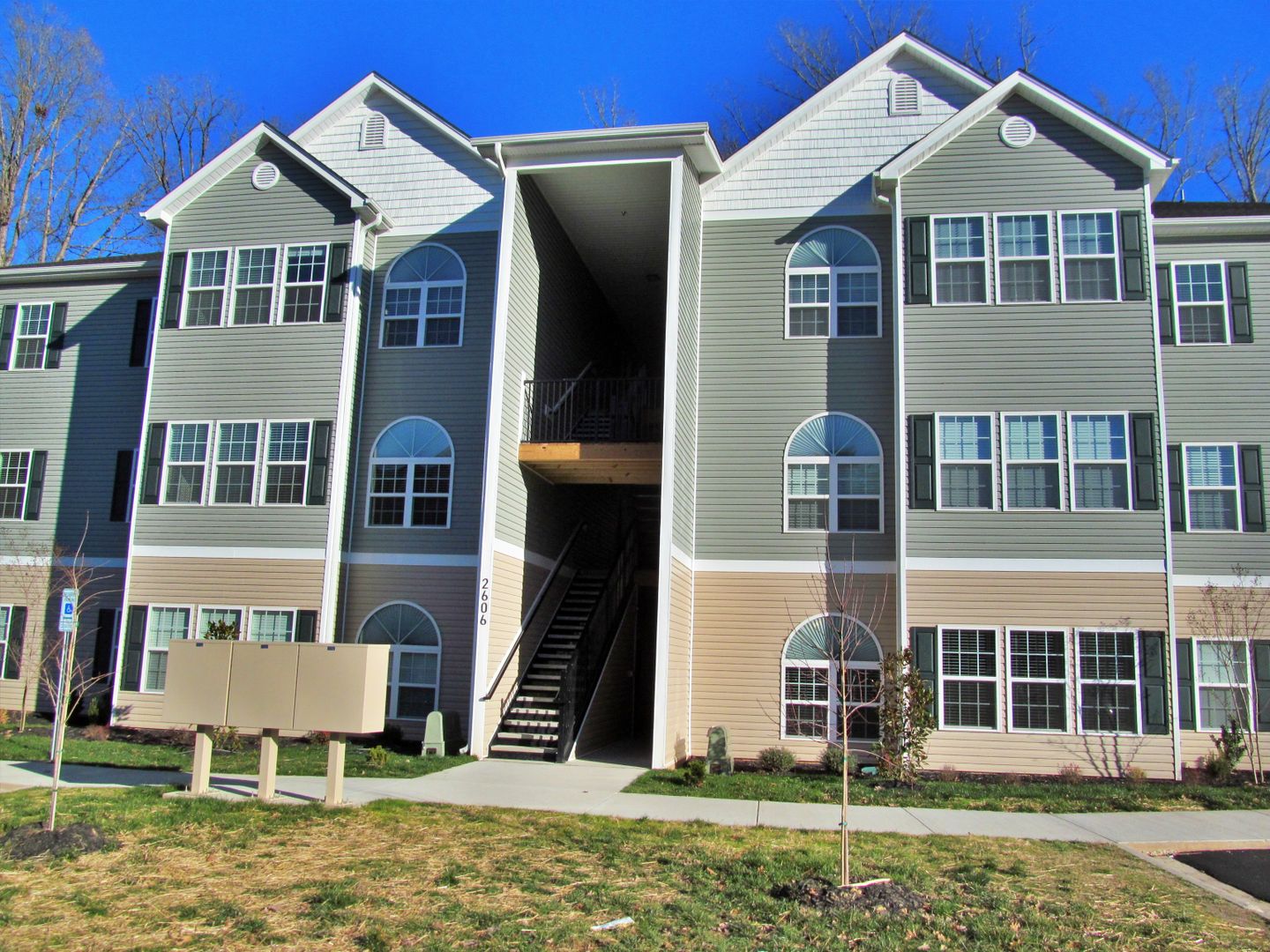 Greensboro House: 2606 Pennoak Way Apt F