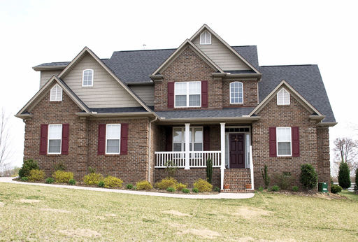 Great home in popular Clemmons – photo 1