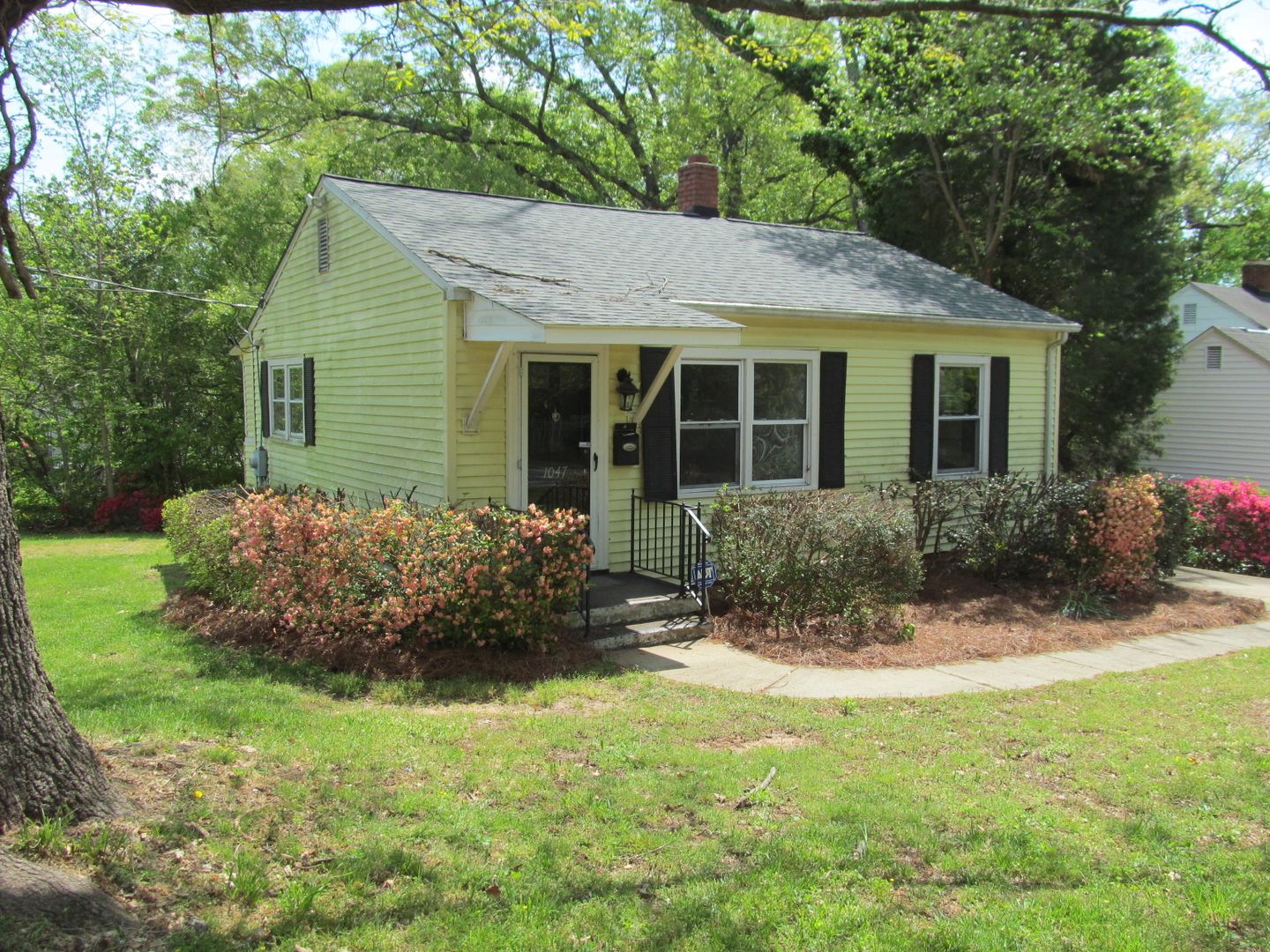 Winston Salem House: 1047 Irving St