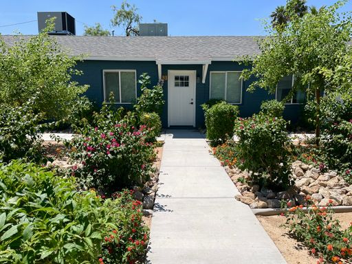 Boutique Living Meets Private Backyards and a Lush, Landscaped Courtyard Oasis at Turney Flats – photo 1