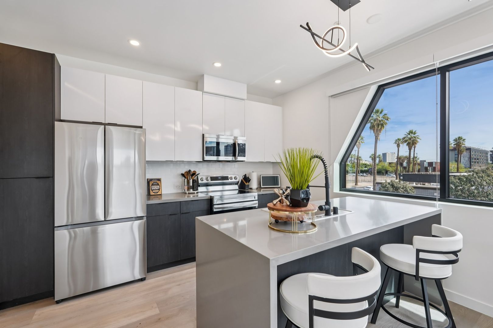 Phoenix Apartment: 1030 North 1st Street