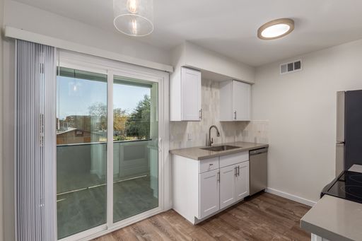 Remodeled 1-Bedroom Near Old Town Scottsdale | In-Unit Laundry – photo 1