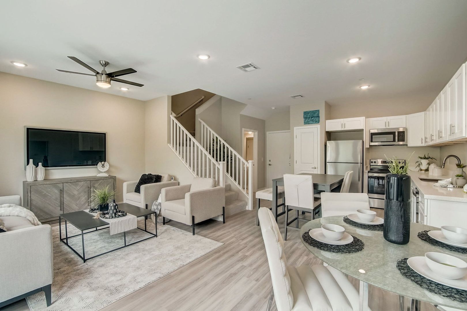 Surprise Apartment: 16601 N. Parkview Place