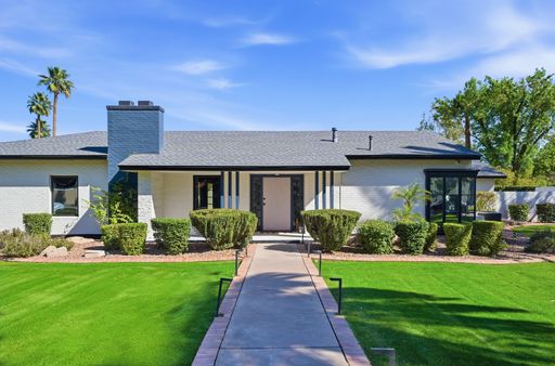 FULLY FURNISHED EXECUTIVE PHOENIX COUNTRY CLUB HOME IN GATED COMMUNITY – photo 1