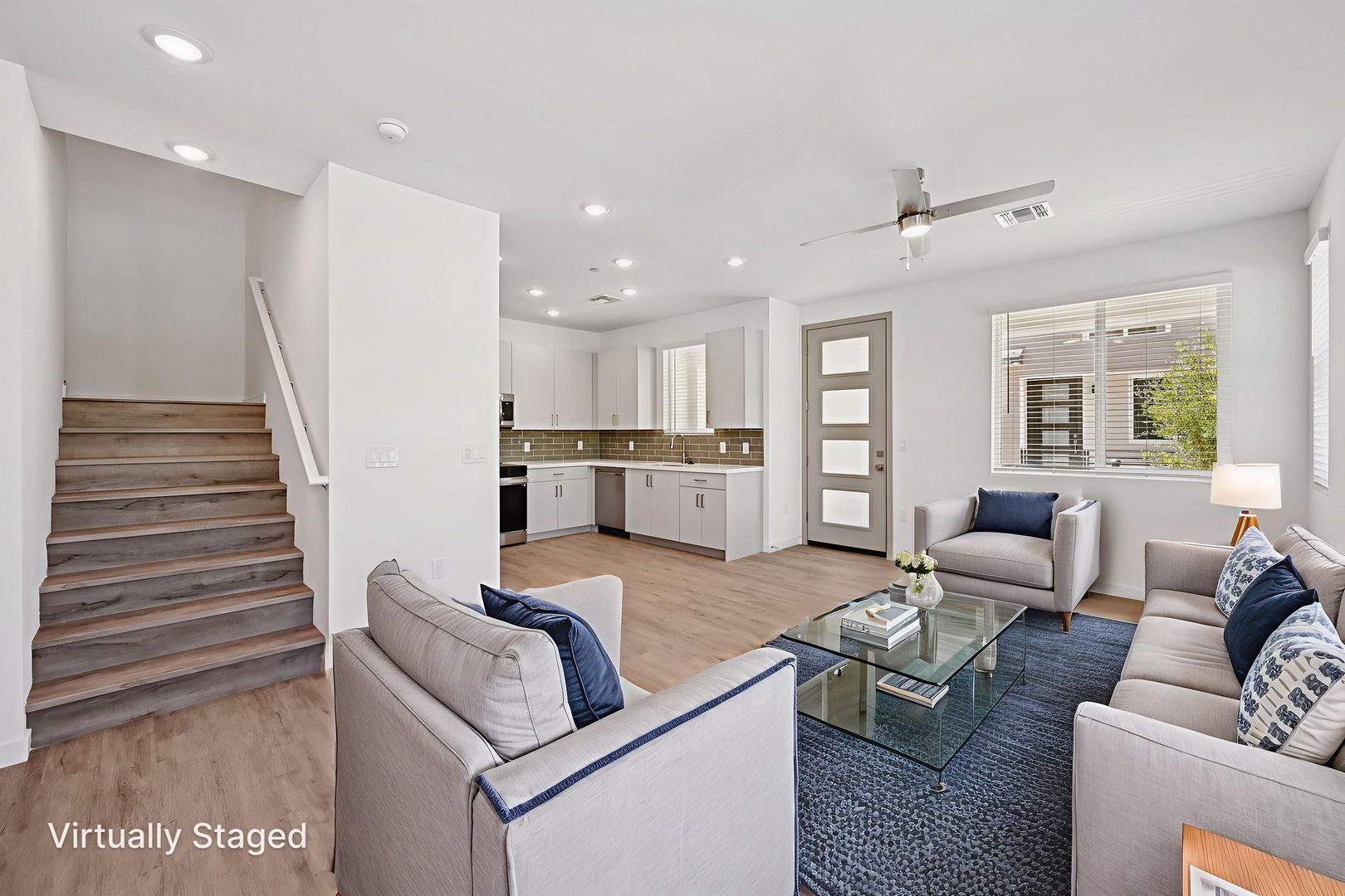 Phoenix Townhome: 2119 E. Voltaire Ave