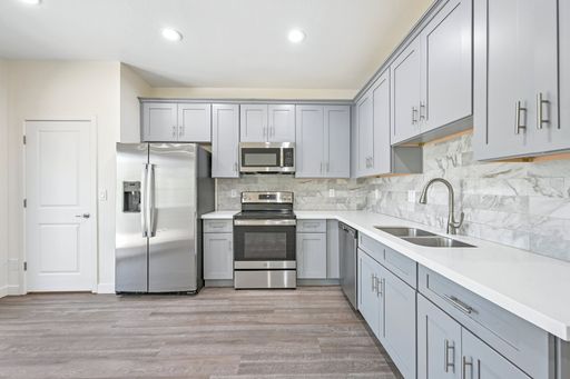 Your 3 bed 2.5 bath Paradise – photo 1