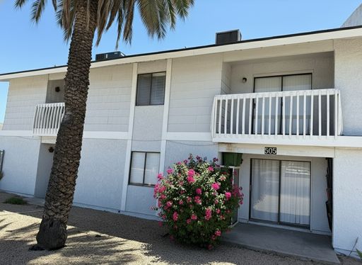 Central Mesa - 2 Bed 1 Bath, Budget Friendly! – photo 1