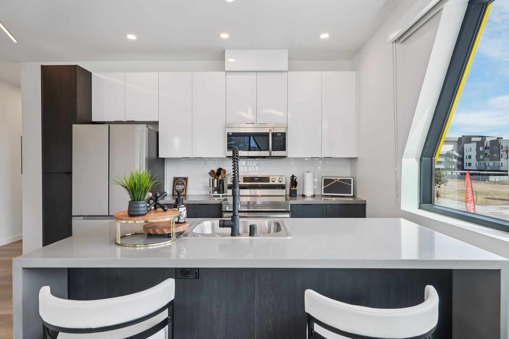 Phoenix Apartment: 1030 North 1st Street