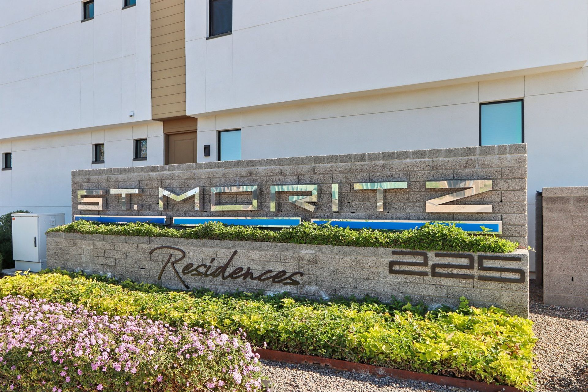 Chandler Apartment: 225 N Pleasant Drive