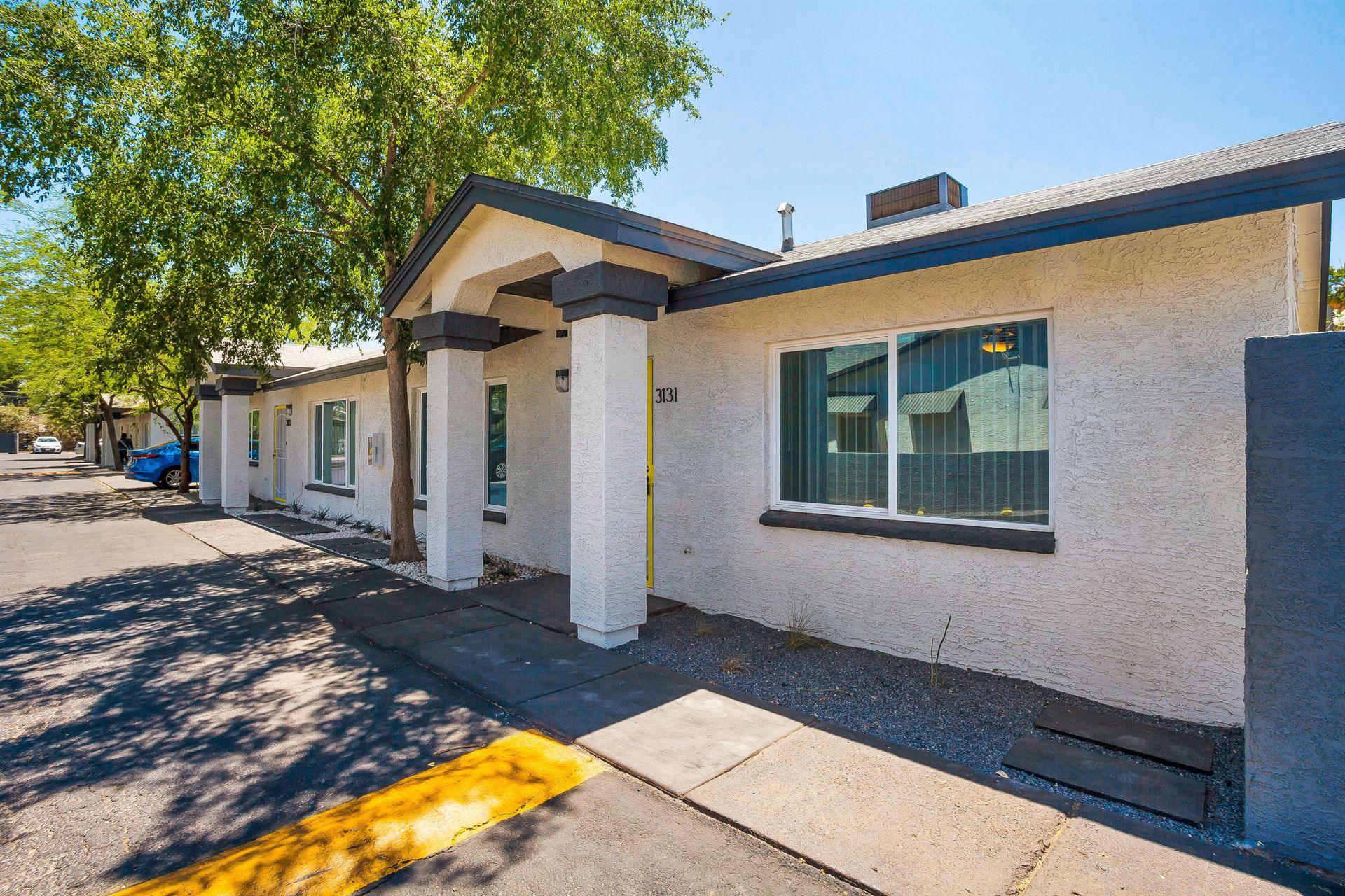 Phoenix Apartment: 3131 N 36th St