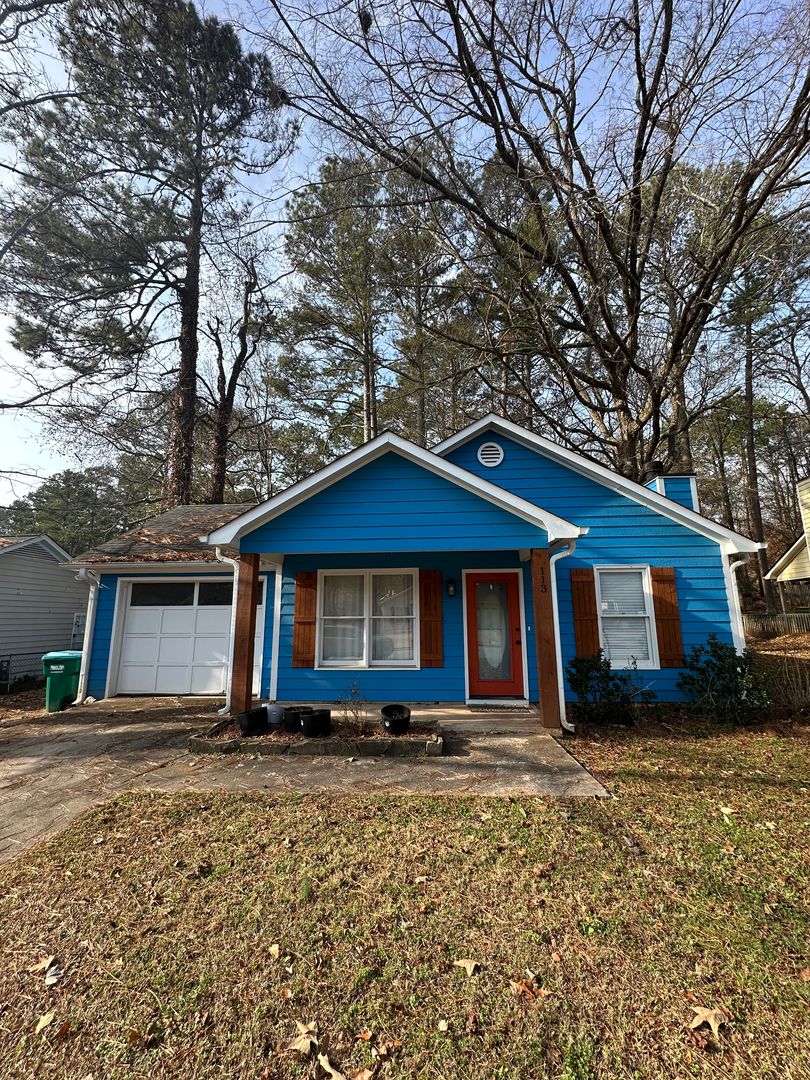 Athens House: 113 Sapphire Court