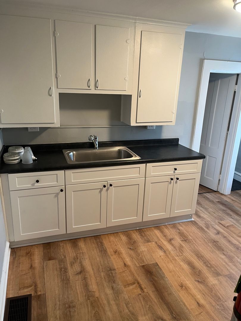 Burlington Apartment: 39-41 Loomis St.