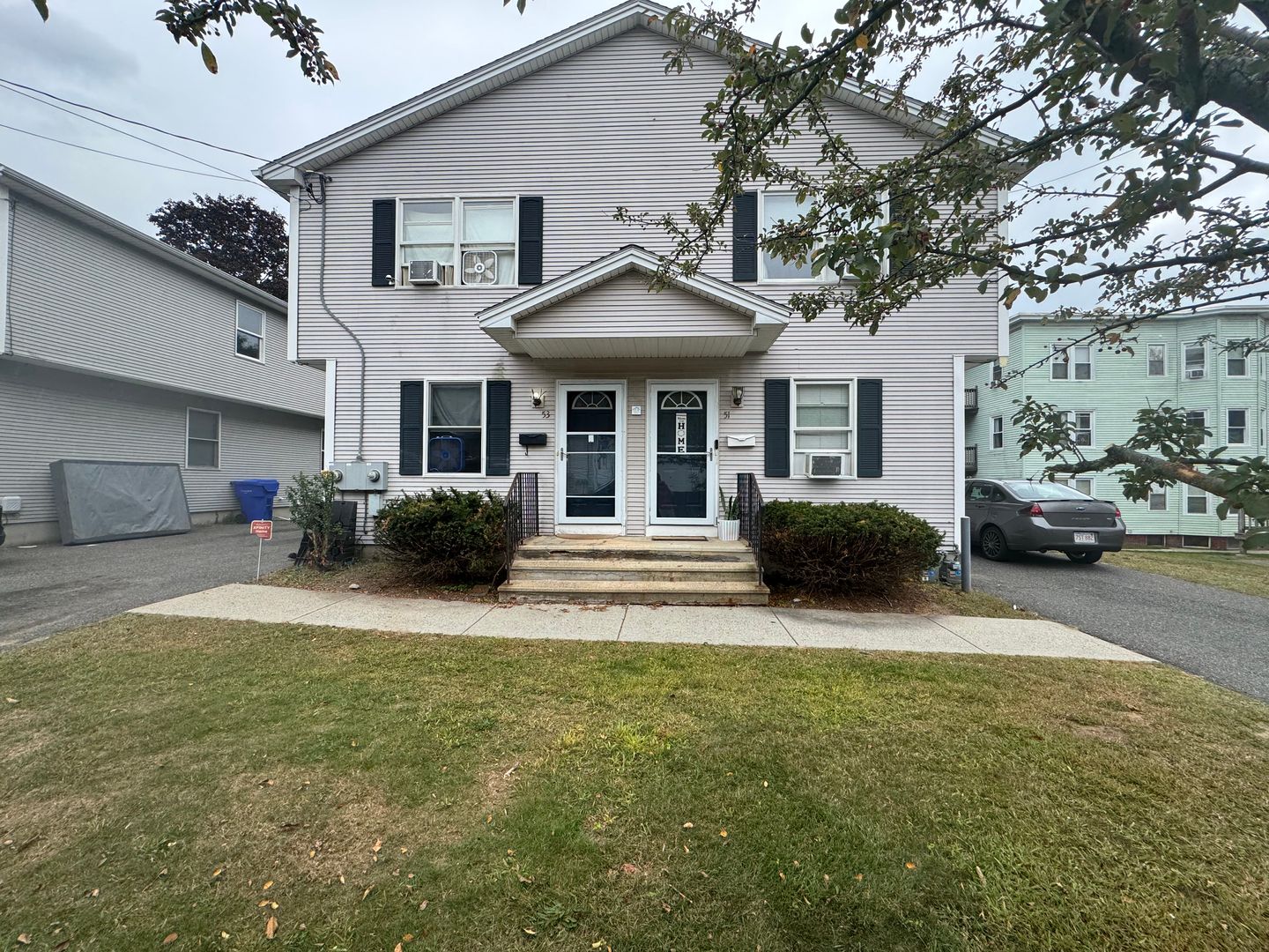 Springfield Apartment: 51-53 Lawe St