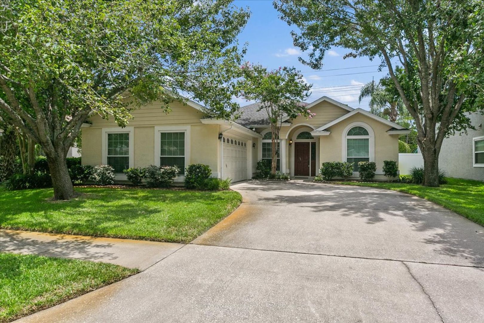 Jacksonville House: 3739 Sea Hawk Street East