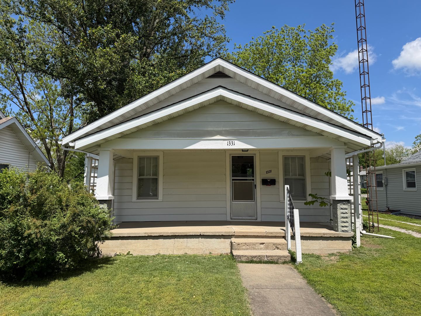 Carlyle House: 1331 Livingston Street