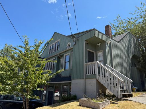 Greenwood 1 Bed 1 Bath Apartment | Parking Included | Pets Welcome – photo 1