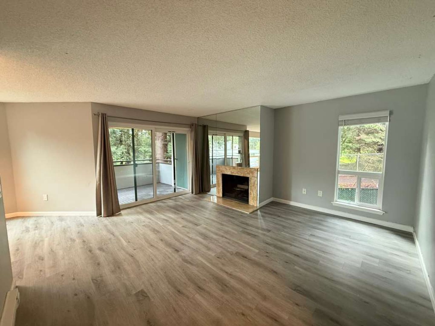 Seattle Condo: 13739 15th Ave NE