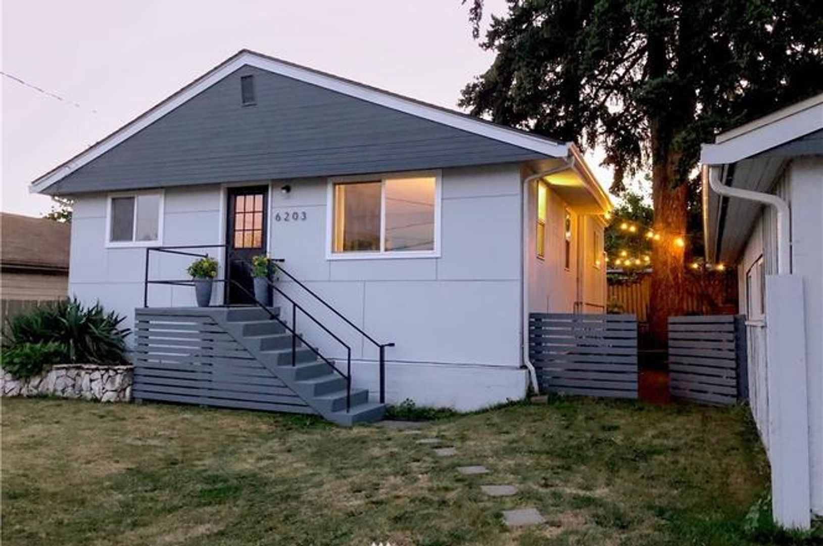 Seattle House: 6203 46th Ave S