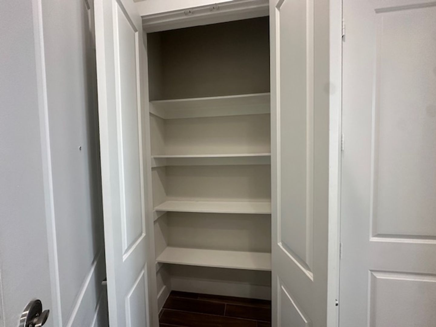 Montgomery Apartment: 900 New Day Ave