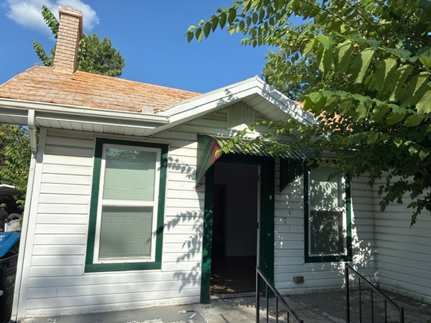 Greenville House: 3905 Stuart St
