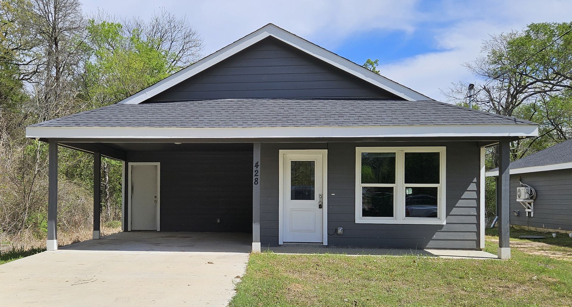 Mabank House: 428 N Cherokee Shores