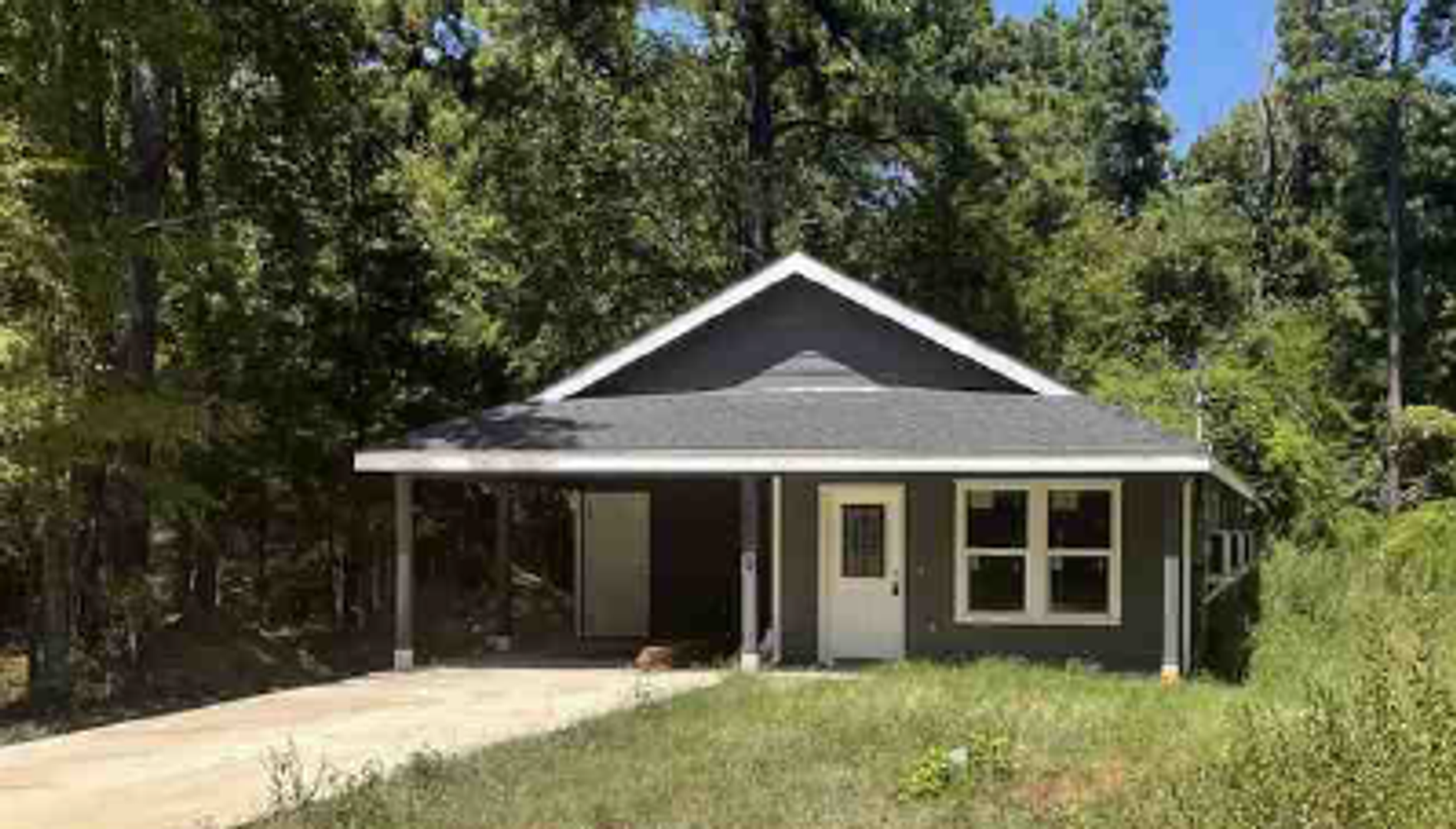 Flint House: 16570 Moonlight Dr