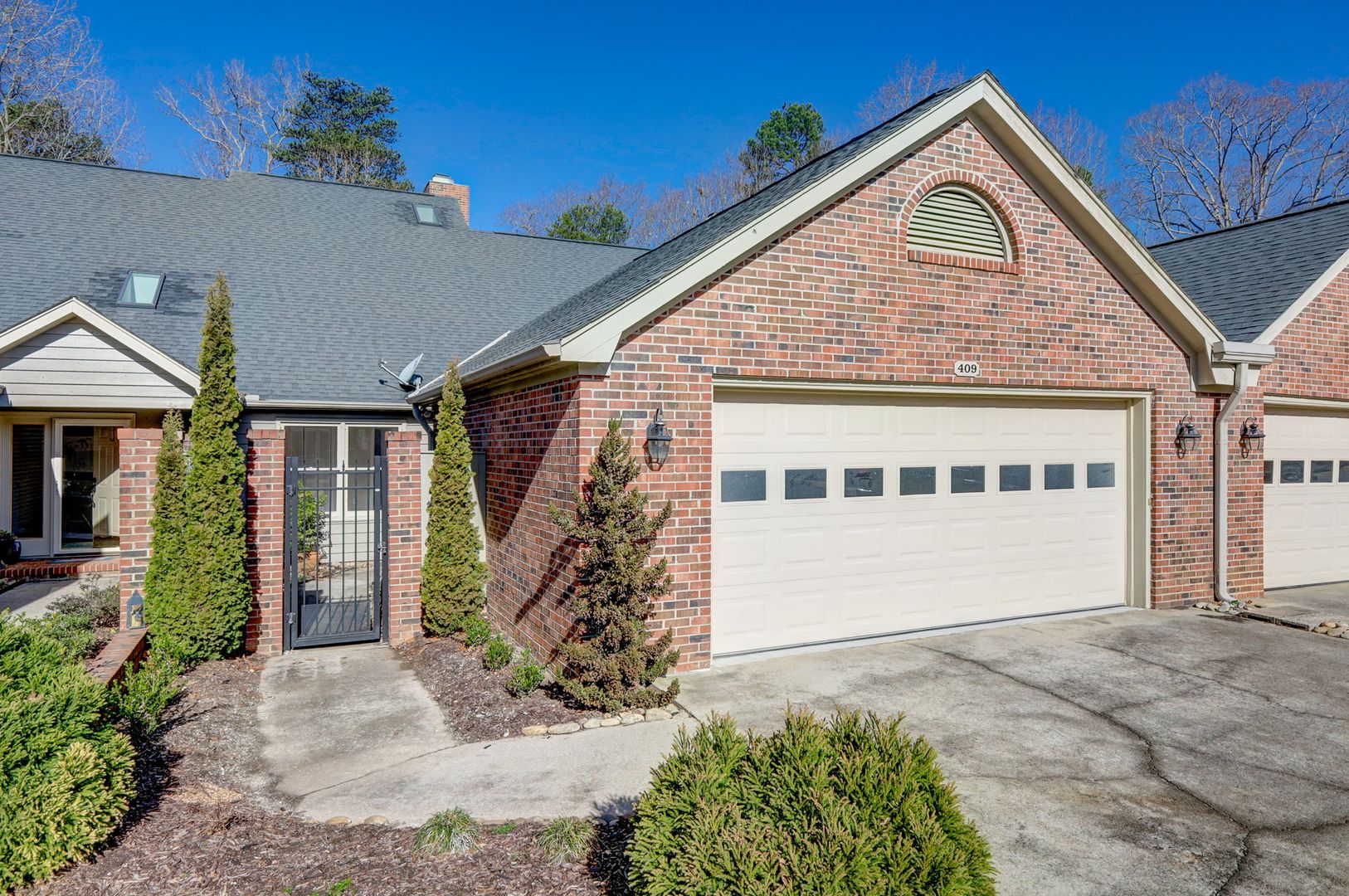 Greenville Townhome: 409 Hunters Circle