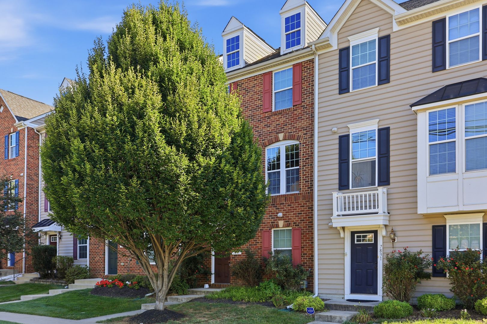 Frederick Townhome: 7833 Wormans Mill Rd.