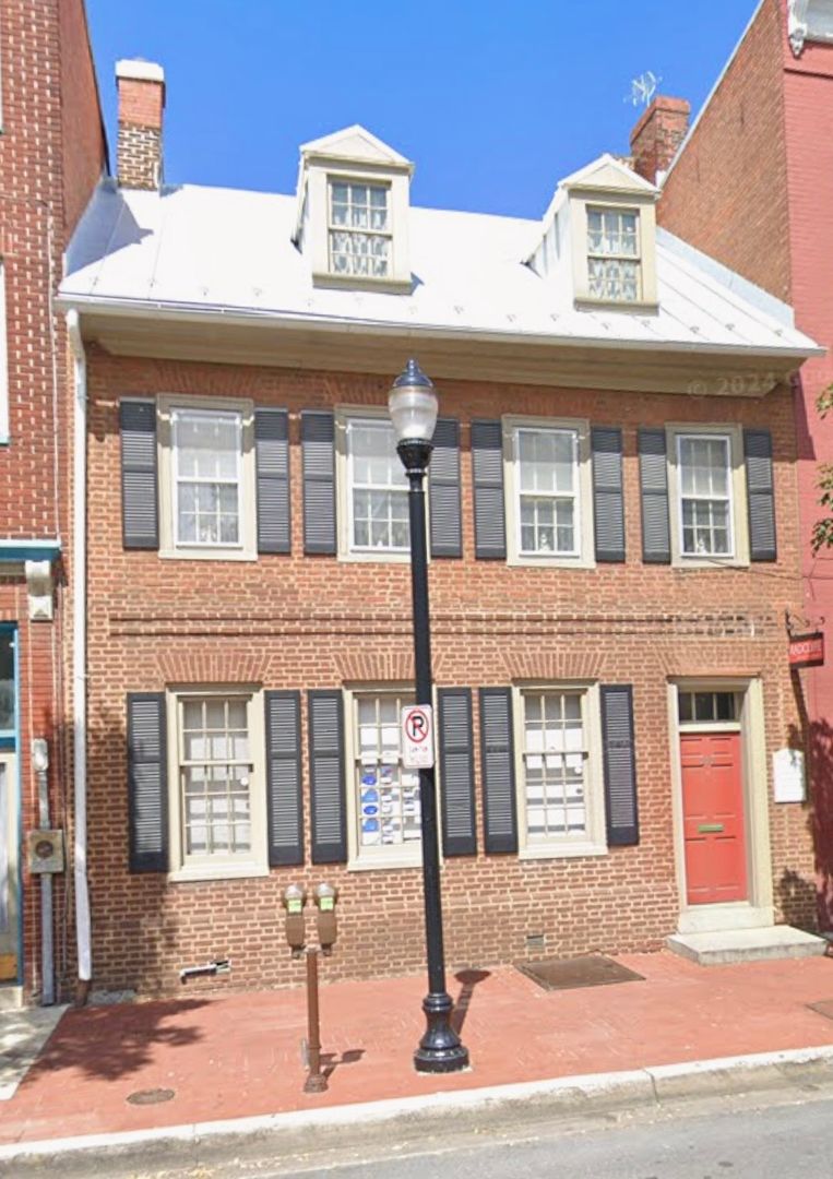 Frederick Condo: 233 N. Market St. #2