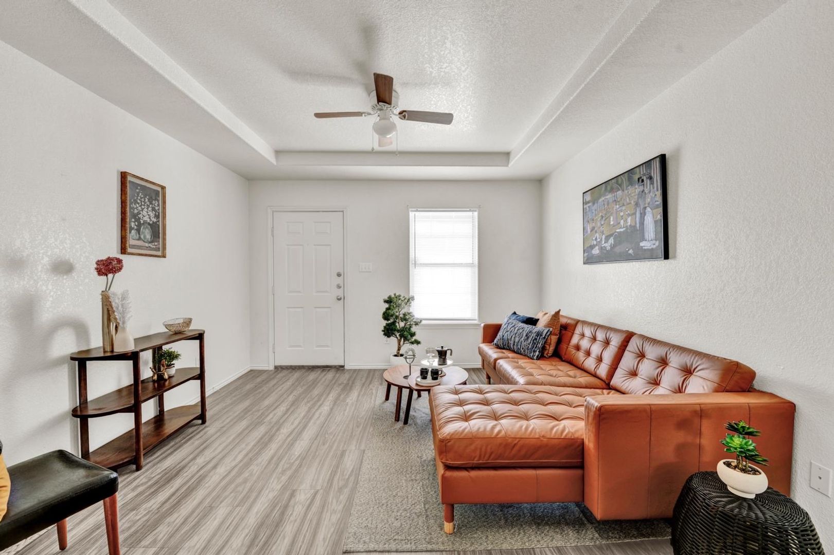 McAllen Apartment: 403 N. Broadway Street