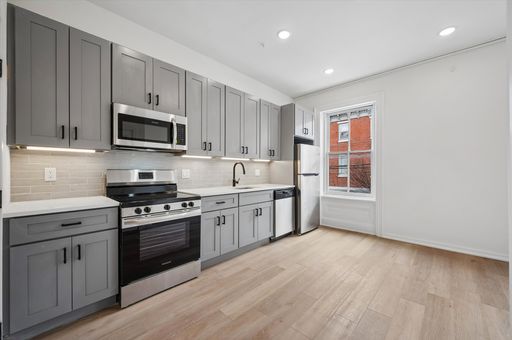 Brand New units! 627 North 16th Street – photo 1