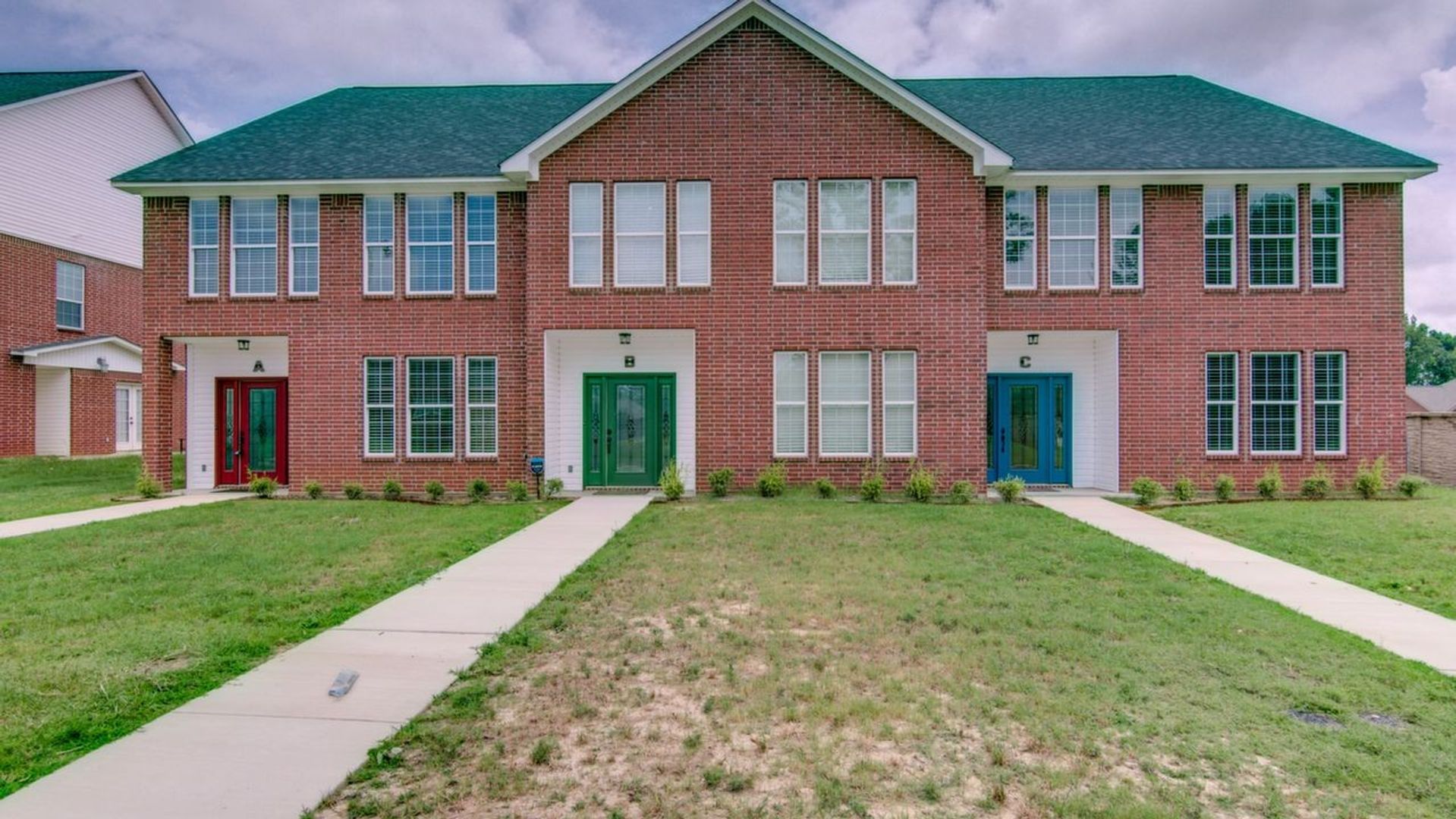 Texarkana Townhome: 2 Fernwood Drive D