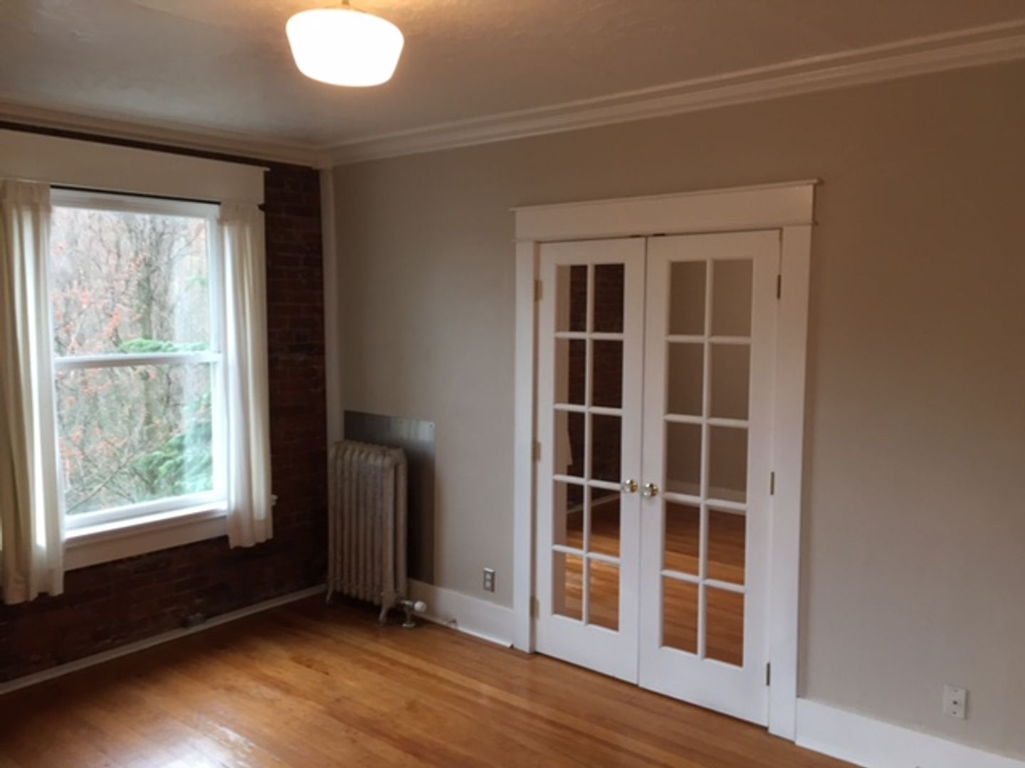 Portland Apartment: 125 NW 20th Place