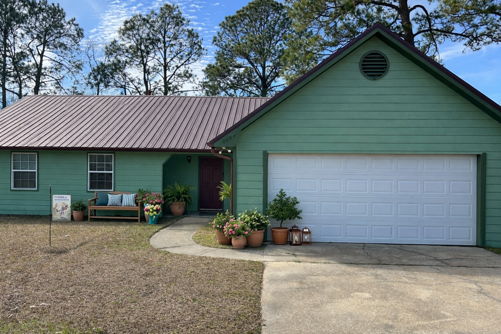 Ocean Springs House: 6609 J F Douglas Dr