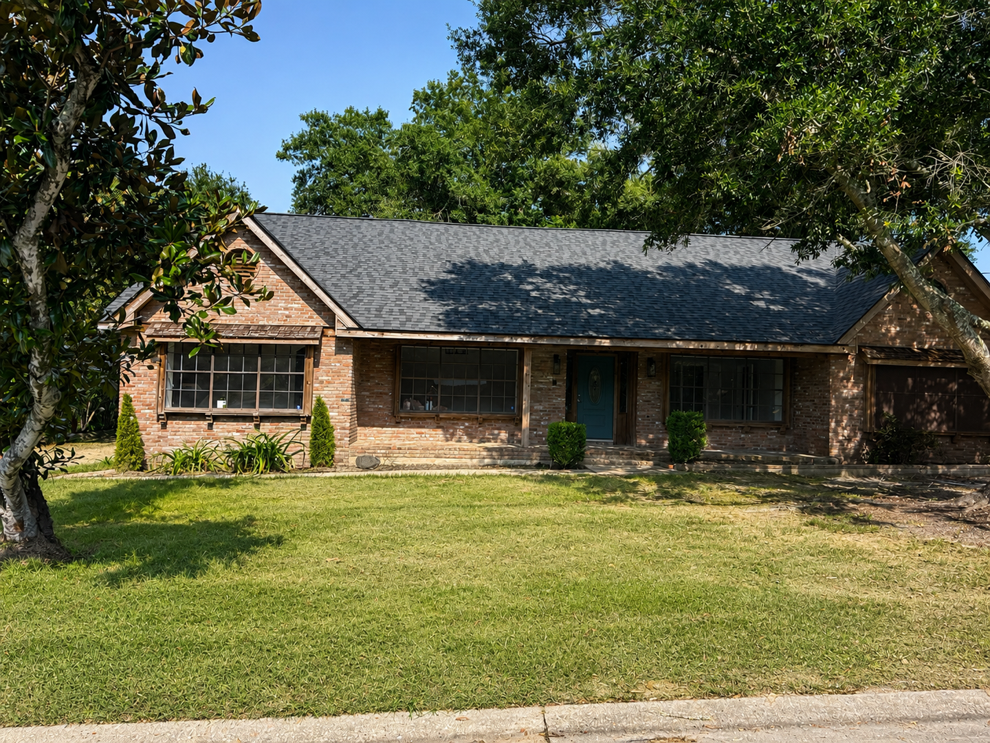 Biloxi House: 440 Linda Drive
