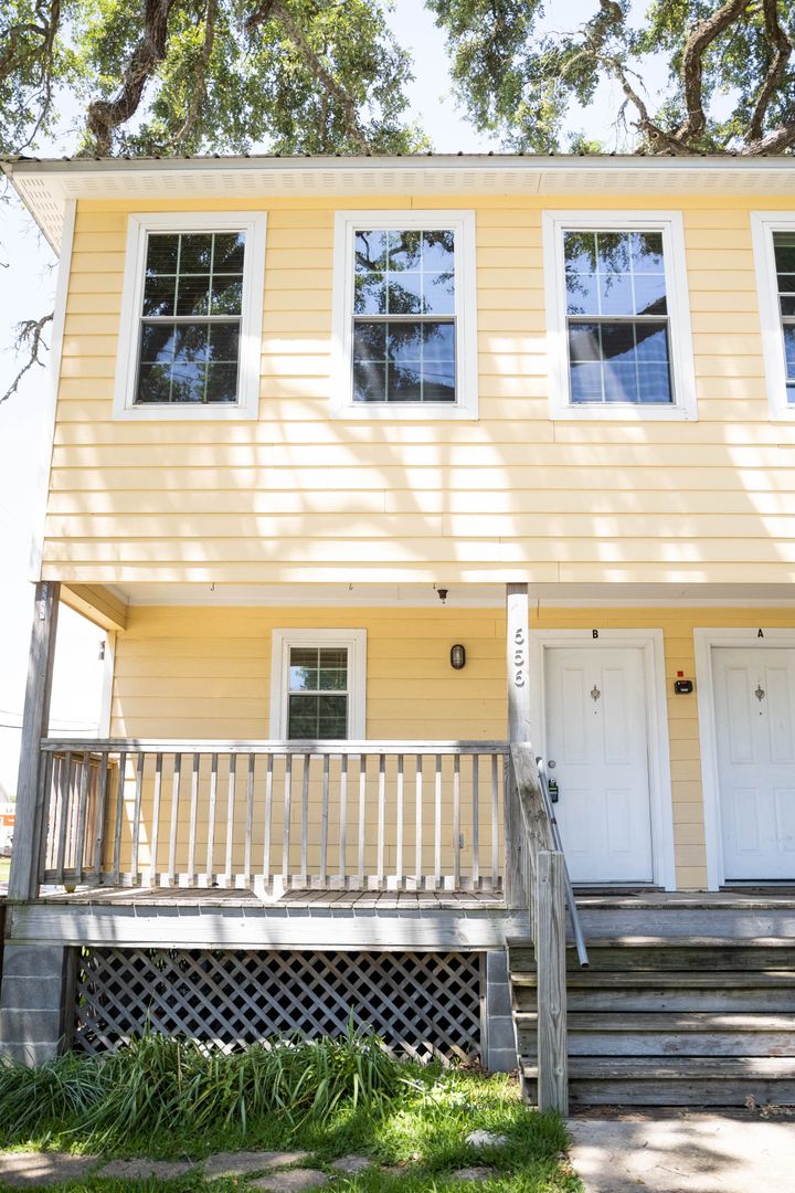 Biloxi Apartment: 656 A Water St