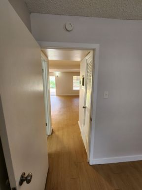 Kensington Court A1- 1 bedroom, 1 bath – photo 1