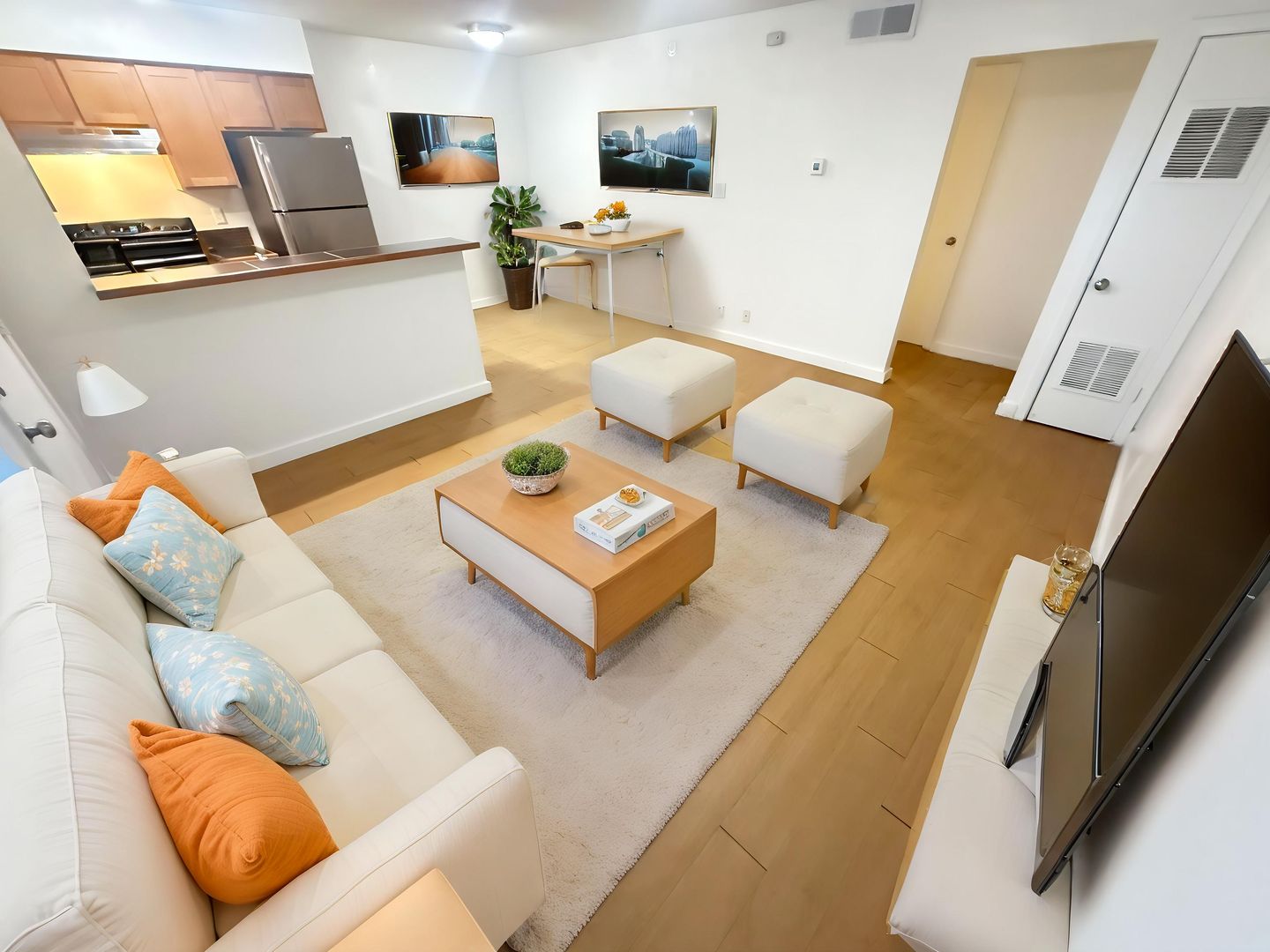 Austin Apartment: 1801 Rio Grande