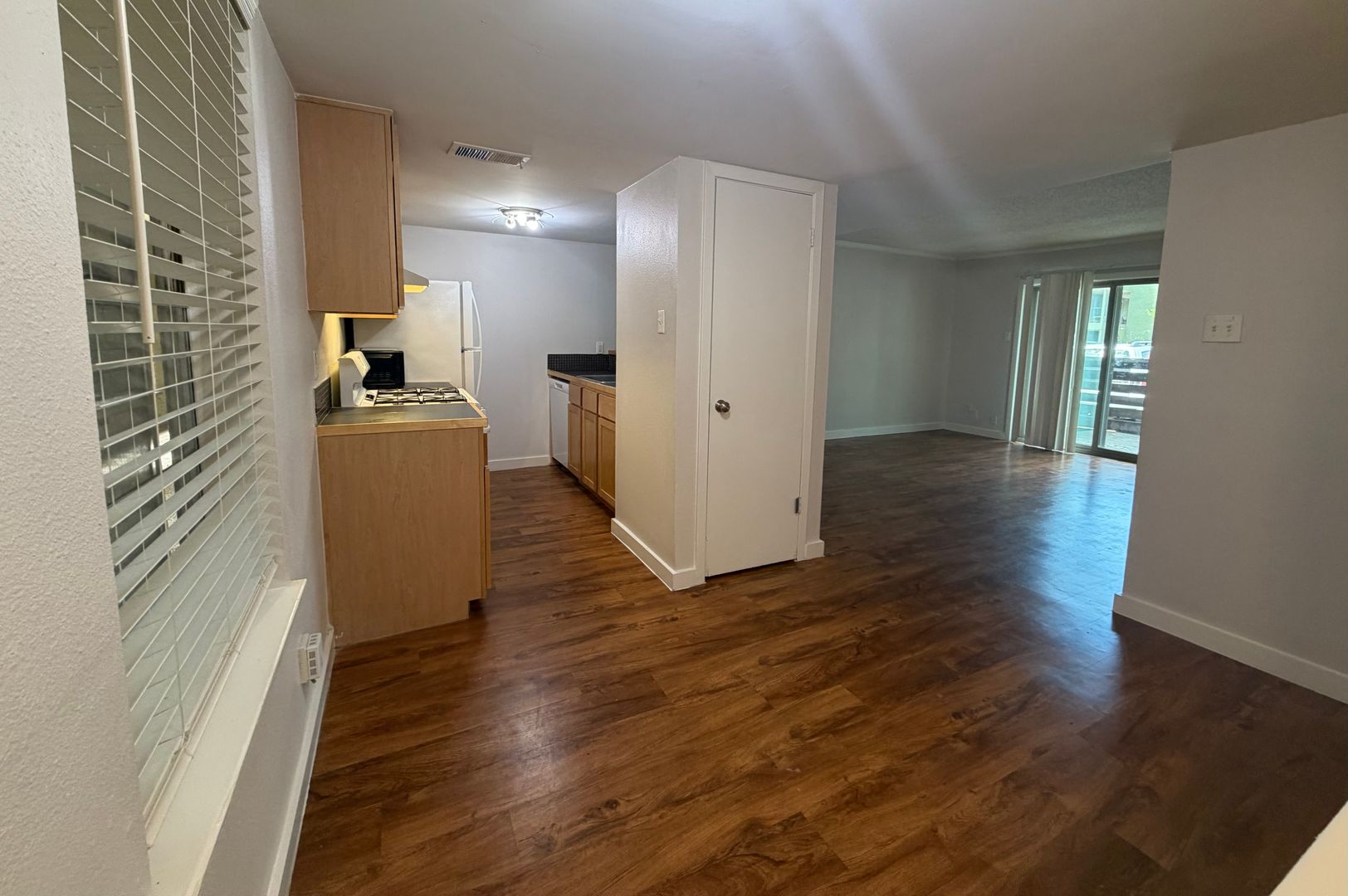 Austin Apartment: 2200 W North Loop Blvd