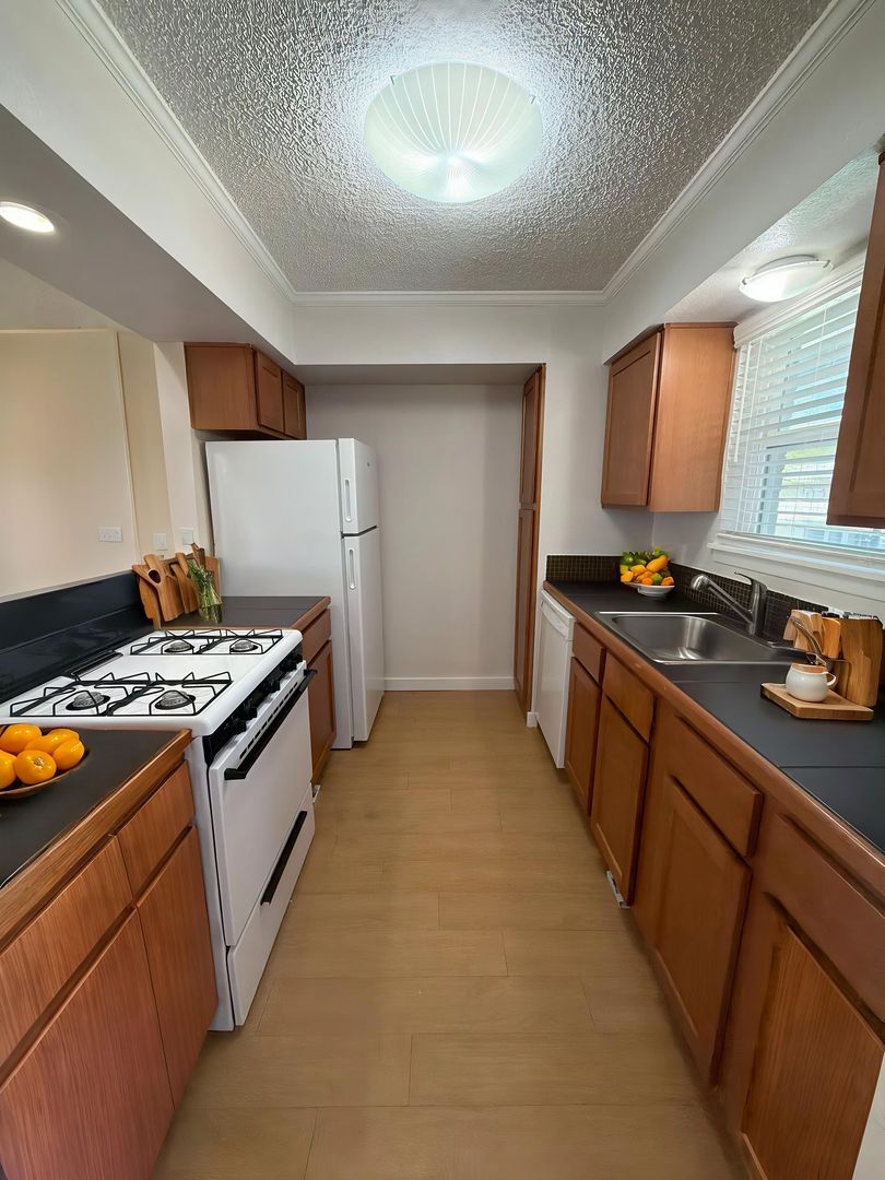 Austin Apartment: 2601 Penny Ln