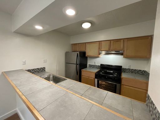 Penthouse A2- 1 bedroom, 1 bath – photo 1