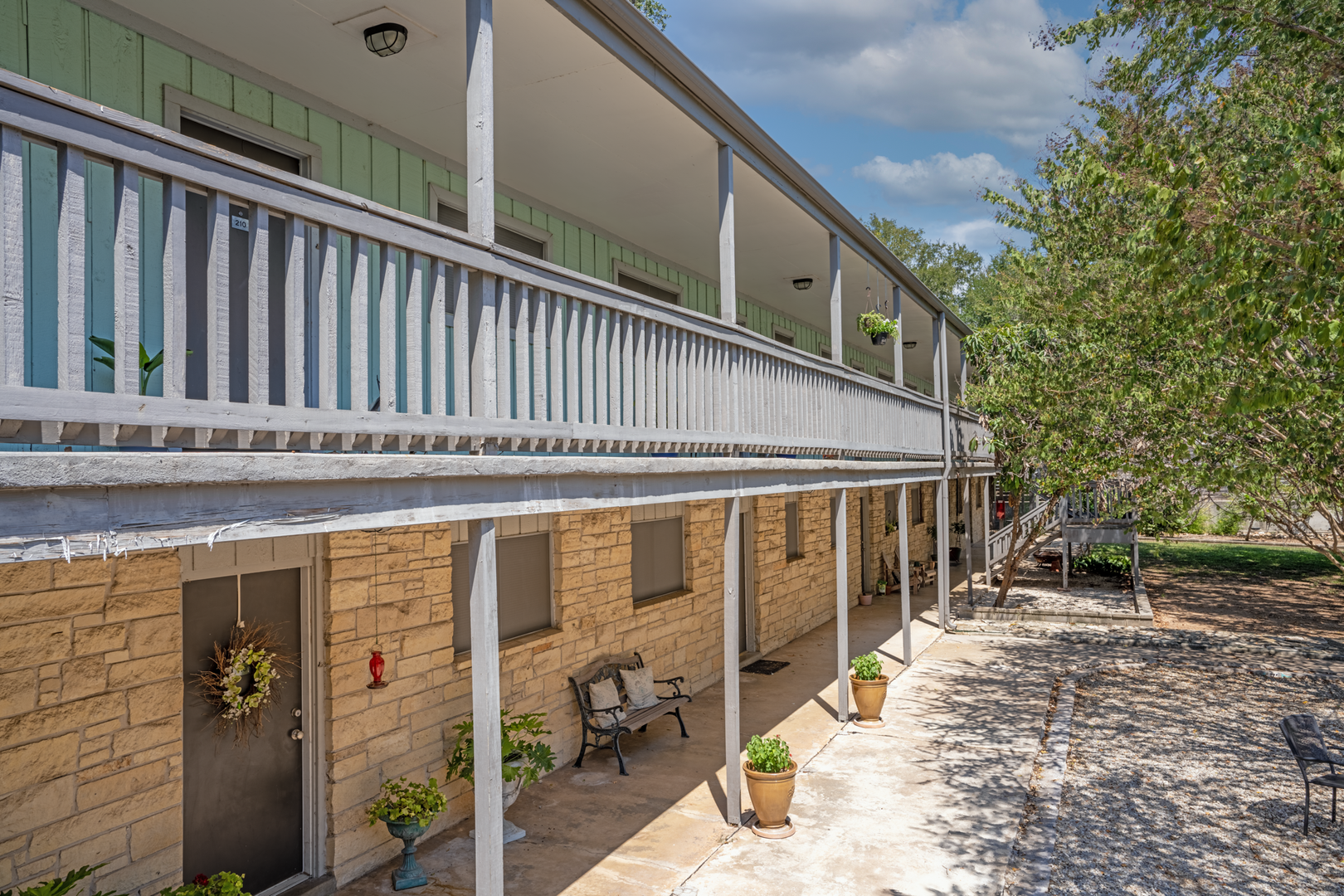 Austin Apartment: 2202 Enfield Rd
