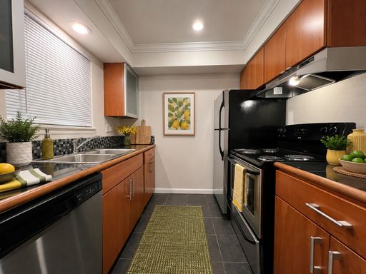 The Willows B1- 2 bedroom, 1 bath – photo 1